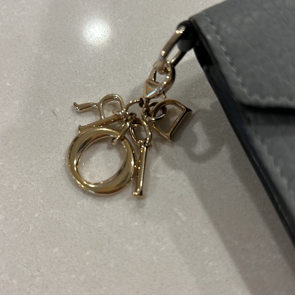 Christian dior compact wallet - Picture 2 of 6